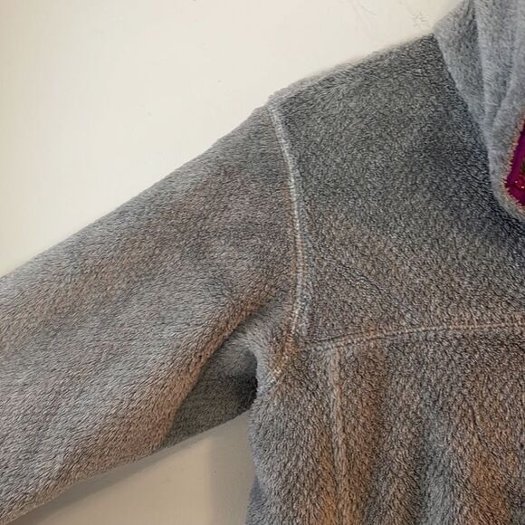 EUC Patagonia Synchilla Retool Gray and Purple Snap Button Pullover Small - Picture 7 of 12